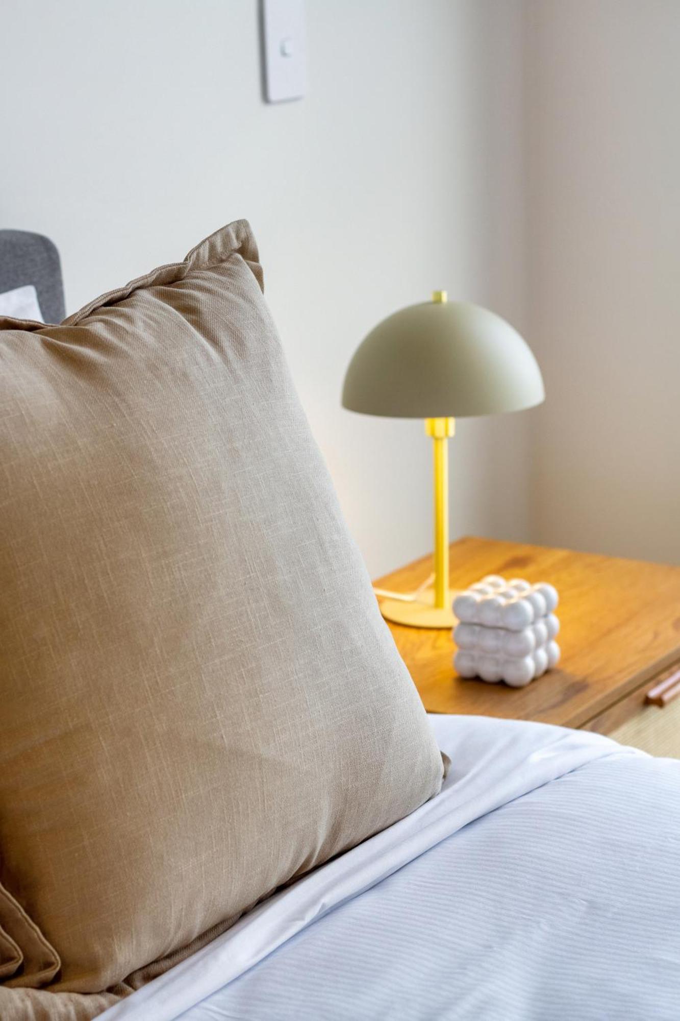 2 Bed, 2 Bath W Sofa Bed - Great Cafes Nearby Apartamento Christchurch Exterior foto
