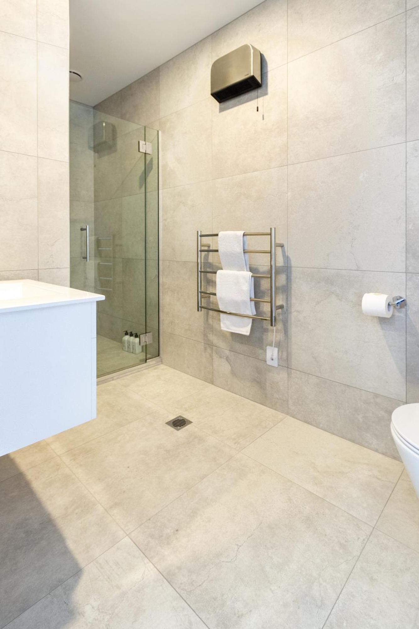 2 Bed, 2 Bath W Sofa Bed - Great Cafes Nearby Apartamento Christchurch Exterior foto