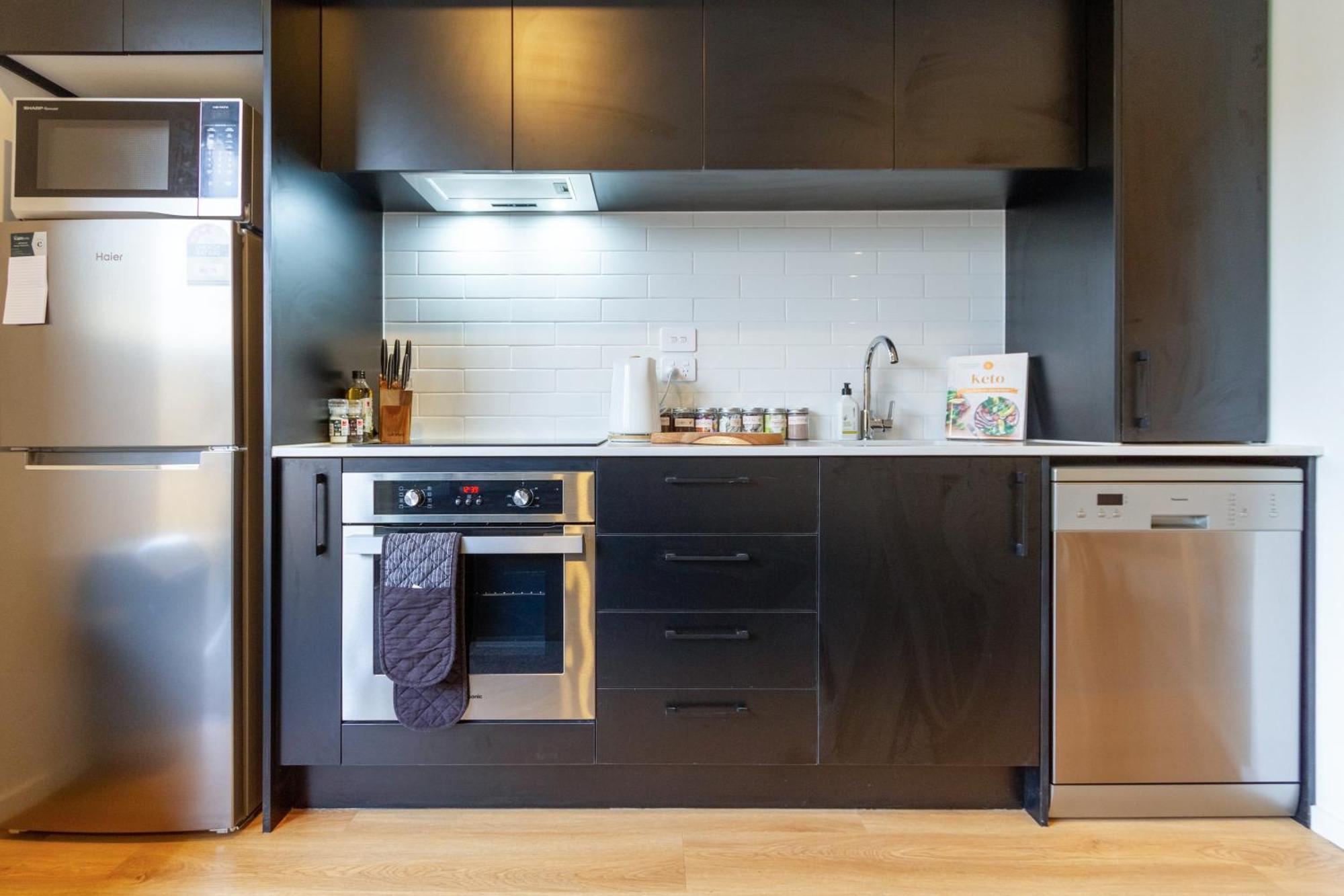 2 Bed, 2 Bath W Sofa Bed - Great Cafes Nearby Apartamento Christchurch Exterior foto